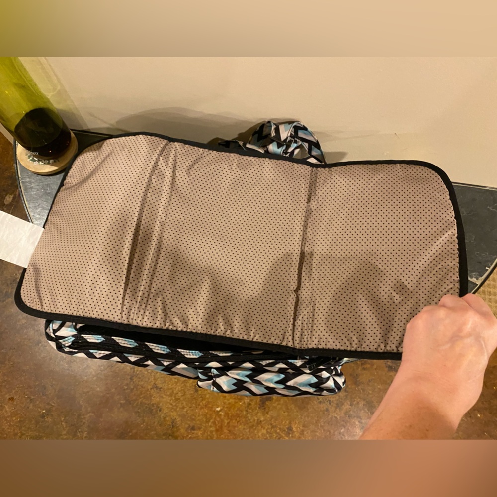 JuJuBe Be Right Back Chevron Backpack Diaper Bag Changing Pad Aqua Gray Black - Picture 10 of 13